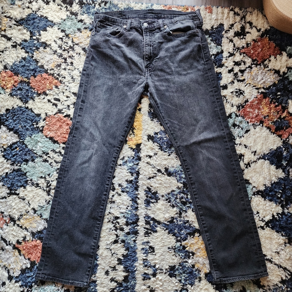 Levi's - Men's Faded Black Jeans